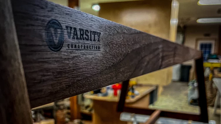 varsity-construction-classic-dining-table-bureau-table-woodshop
