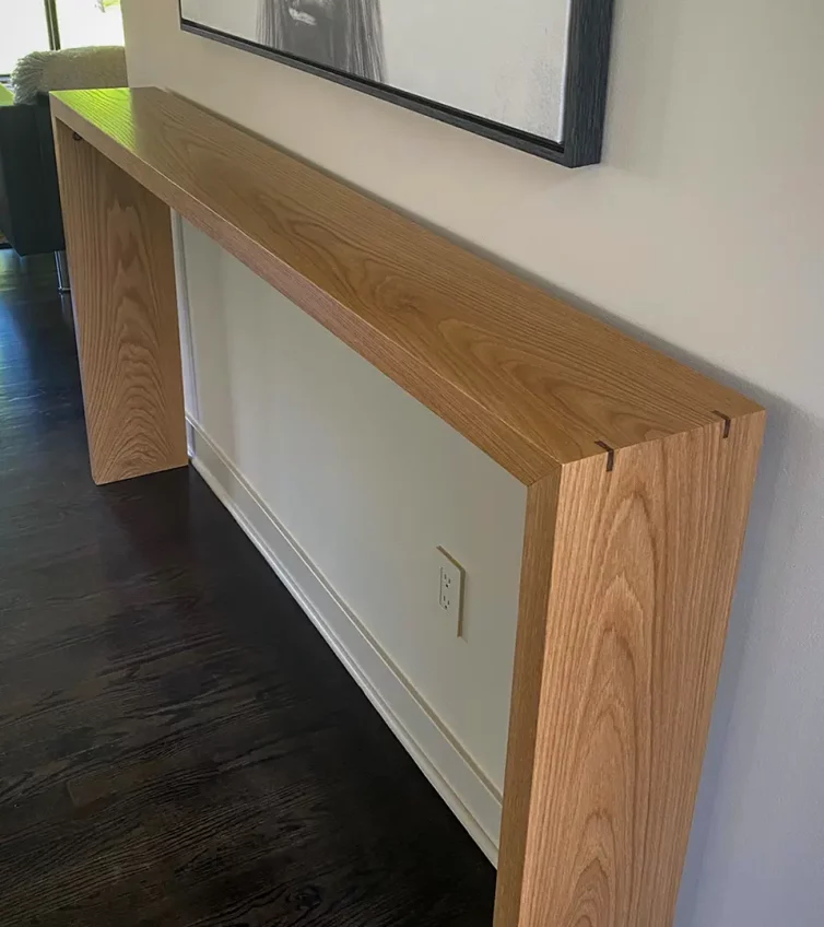 varsity-construction-furniture-entry-table