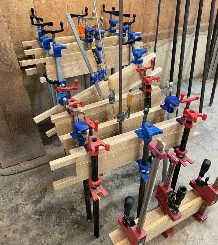 varsity-construction-woodshop-glue-clamps
